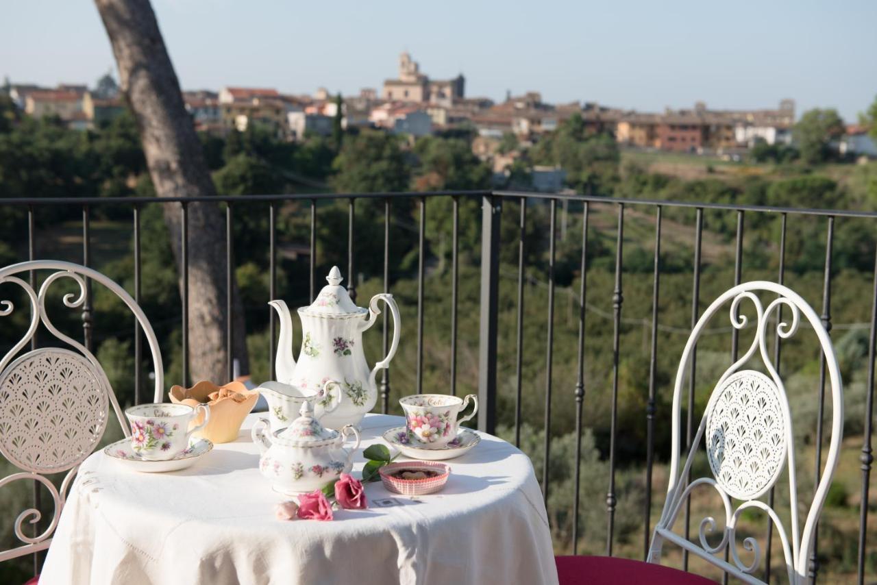 Le Terrazze Di Casa Bonelli Bed & Breakfast Vetralla Exterior photo